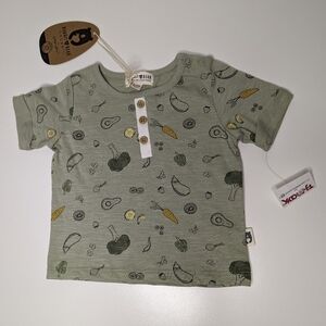 NWT Rabbit + Bear 100% Organic 6-9M Green Vegetables Short Sleeve Tshirt